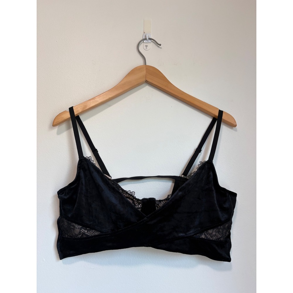 Intimately Free People Black Velvet Lace Wrap Bralette XL Adjustable Straps
